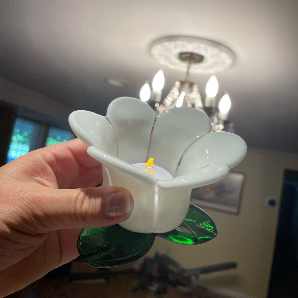 Beautiful vintage, hand made glass flower candler